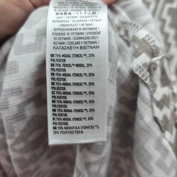 Royal Robbins Dress Size Large Standard Fit Geometric Print Beach Athleisure - Picture 6 of 8